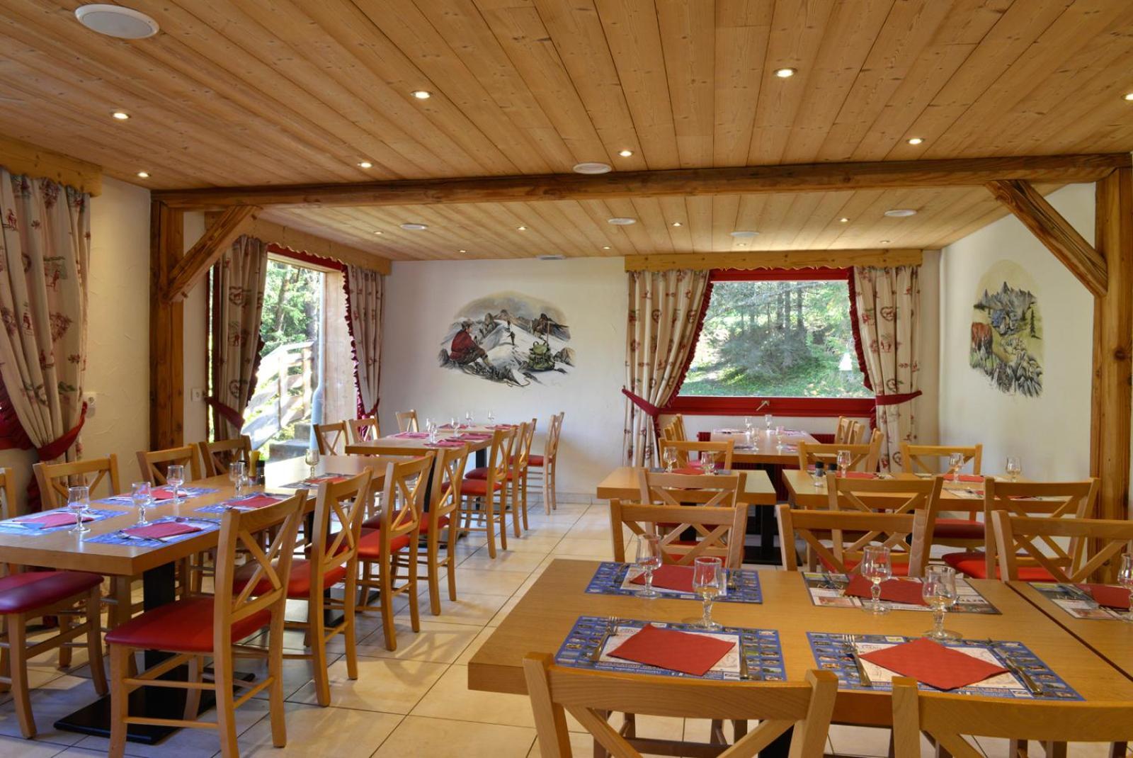 Auberge De La Dranse Châtel Exterior foto